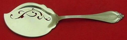 Reed and Barton La Perle Sterling Silver Tomato Server 8 3/4": Reed and Barton La Perle Sterling Silver Tomato Server 8 3/4" This exquisite La Perle tomato server is crafted from high-quality sterling silver by Reed and Barton, showcasing a beautiful pierced and 