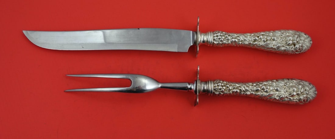 Stieff Rose Sterling Silver Roast Carving Set 2-pc Knife Fork: Stieff Rose Sterling Silver Roast Carving Set 2-pc Knife Fork This exquisite 2-piece roast carving set features the elegant Rose pattern by Stieff, crafted from high-quality sterling silver. The set i