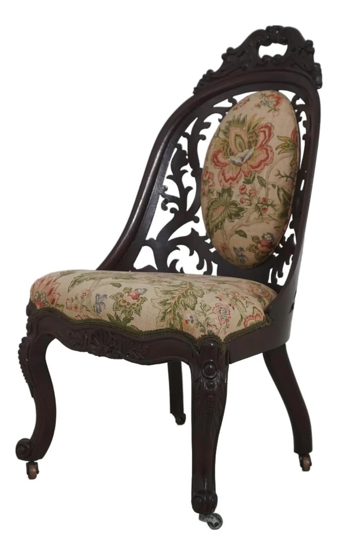 Victorian Walnut Accent Chair with Laminate Back and Carved Details: Victorian Walnut Accent Chair with Laminate Back and Carved Details This antique Victorian accent chair, attributed to Belter, dates from approximately 1860 to 1880. Crafted from walnut, it features a