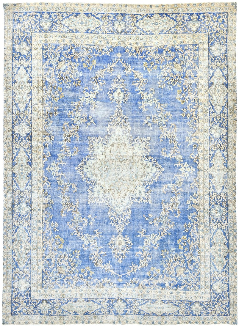 Vintage 10x14 Antique Floral Wool Oriental Rug Handmade: Vintage 10x14 Antique Floral Wool Oriental Rug Handmade Transform your living space with this exquisite Antique Muted Floral Distressed Oriental Rug, measuring 9'10" x 13'8". Crafted in Western Asia d