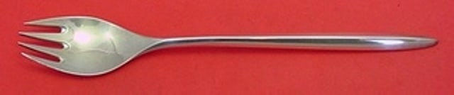 Cohr Trinita Sterling Silver Dinner Fork Modern Design 7 3/4": Cohr Trinita Sterling Silver Dinner Fork Modern Design 7 3/4" This exquisite dinner fork from the Trinita pattern by Cohr is crafted from high-quality sterling silver. Measuring 7 3/4 inches, it featu