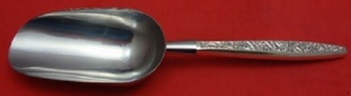 International Sterling Silver Valencia Ice Scoop 10.5" Custom Made: International Sterling Silver Valencia Ice Scoop 10.5" Custom Made This exquisite ice scoop features a custom-made hollow handle crafted from high-quality sterling silver, showcasing the elegant Valen