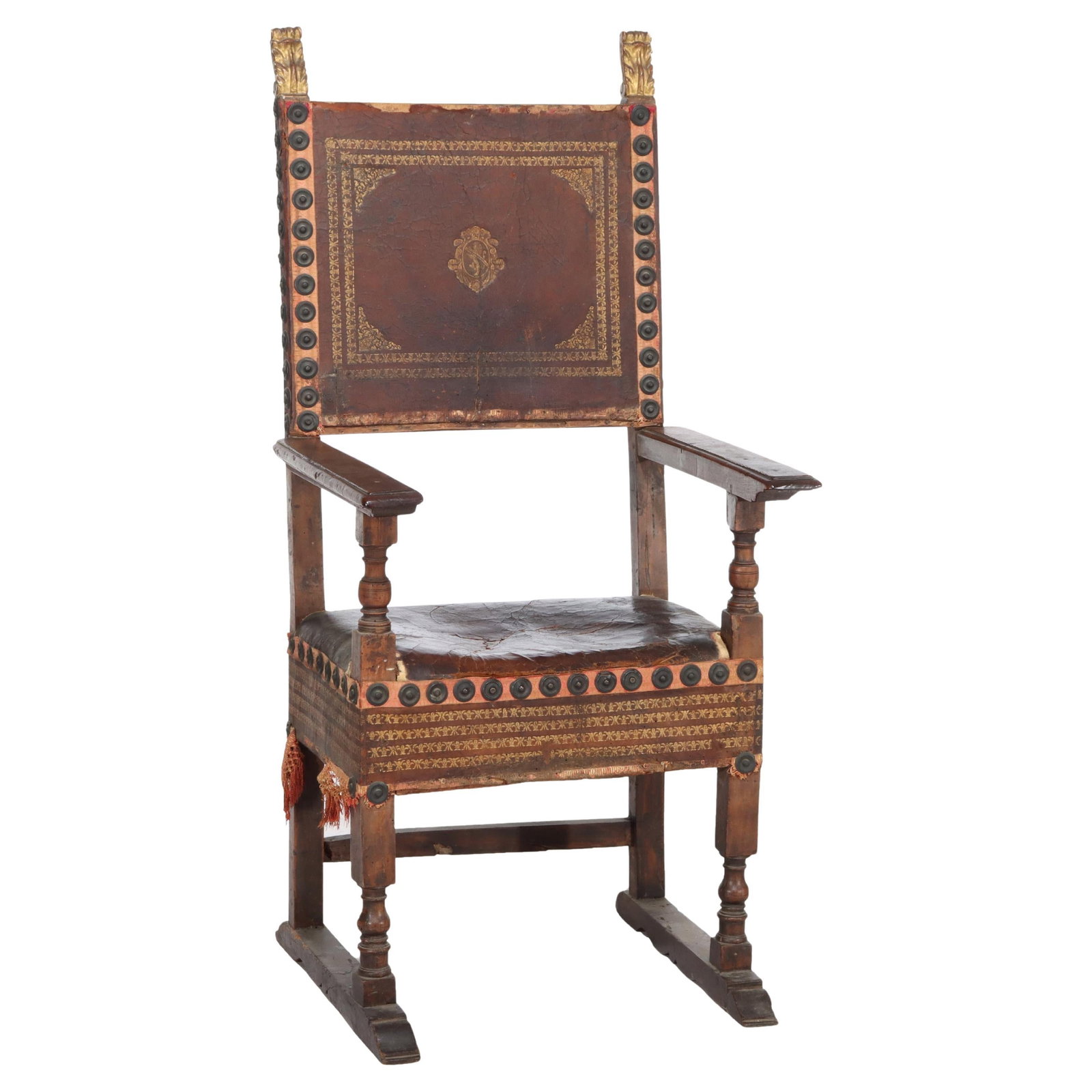 17th Century Antique Continental Walnut Leather Throne Chair with Gilt Highlights: 17th Century Antique Continental Walnut Leather Throne Chair with Gilt Highlights Discover a remarkable 17th-century antique throne chair, meticulously crafted from walnut and leather. This exquisite 