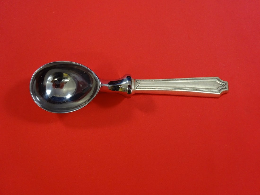 Whiting King Albert Sterling Silver Ice Cream Scoop Custom 7": Whiting King Albert Sterling Silver Ice Cream Scoop Custom 7" Elevate your dessert experience with this exquisite ice cream scoop from the King Albert pattern by Whiting. Crafted from sterling silver 