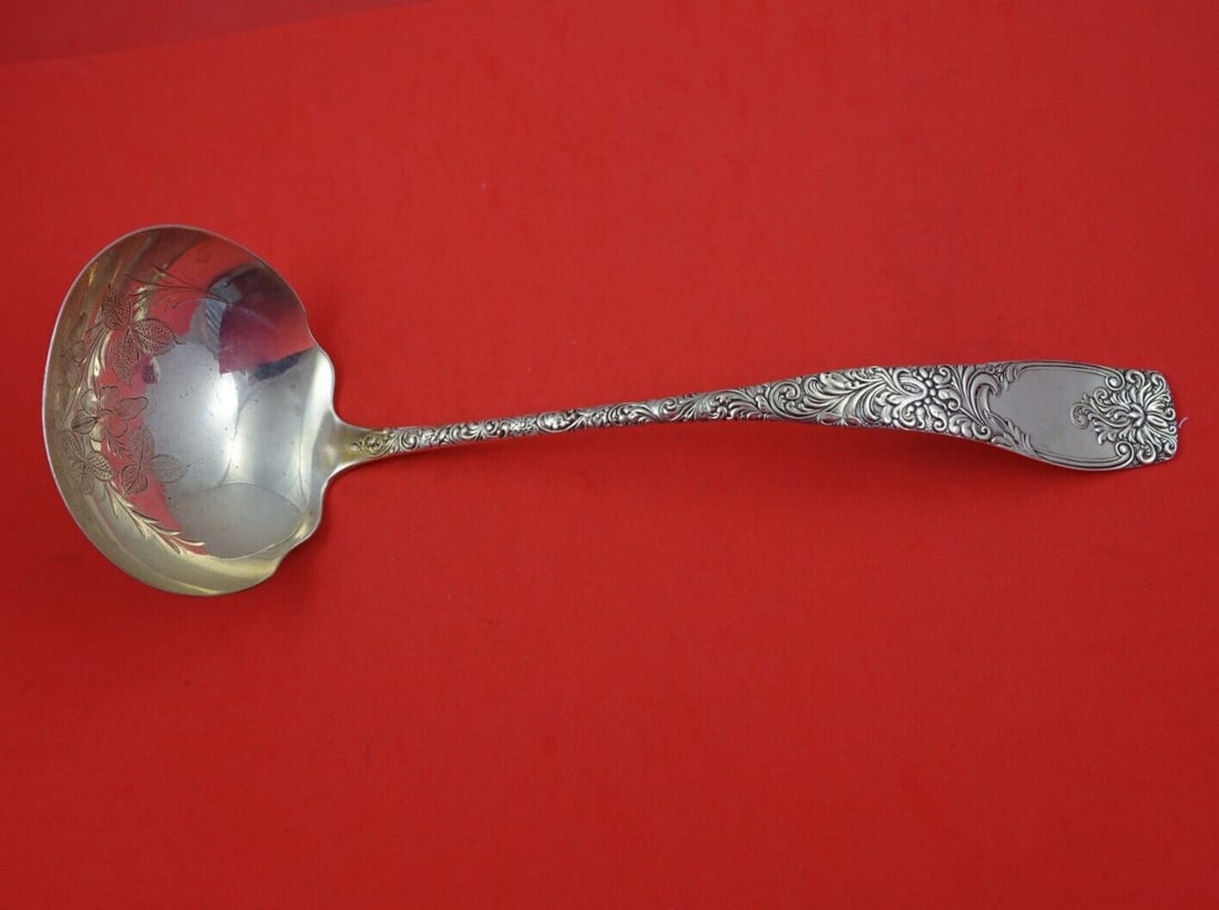 Lunt Greenfield Sterling Silver Soup Ladle 11 1/2 Floral Bowl: Lunt Greenfield Sterling Silver Soup Ladle 11 1/2 Floral Bowl Sterling silver soup ladle in the Greenfield pattern by Lunt, featuring flowers in the bowl. It measures 11 1/2 inches and is not monogram