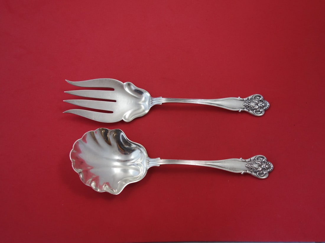Durgin New Vintage Sterling Silver 2-Piece Salad Serving Set: Durgin New Vintage Sterling Silver 2-Piece Salad Serving Set This exquisite 2-piece salad serving set from Durgin features the elegant New Vintage pattern. Made of high-quality sterling silver, this s