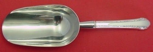 Alvin Chased Romantique Sterling Silver Ice Scoop 9 1/8 Custom Made: Alvin Chased Romantique Sterling Silver Ice Scoop 9 1/8 Custom Made This exquisite ice scoop from Alvin, crafted in the Chased Romantique pattern, showcases a hollow handle with a durable stainless im