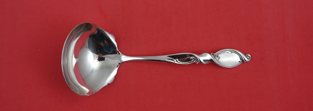 Wallace Silver Swirl Sterling Silver Gravy Ladle 6 1/8 Inches (1 of 2)