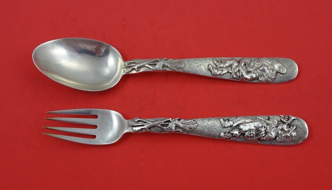 Tiffany & Co Sterling Silver Lap Over Edge Junior Set 2pc: Tiffany & Co Sterling Silver Lap Over Edge Junior Set 2pc This exquisite 2-piece junior set from Tiffany & Co. features the Lap Over Edge pattern, showcasing the elegance of sterling silver craftsmans