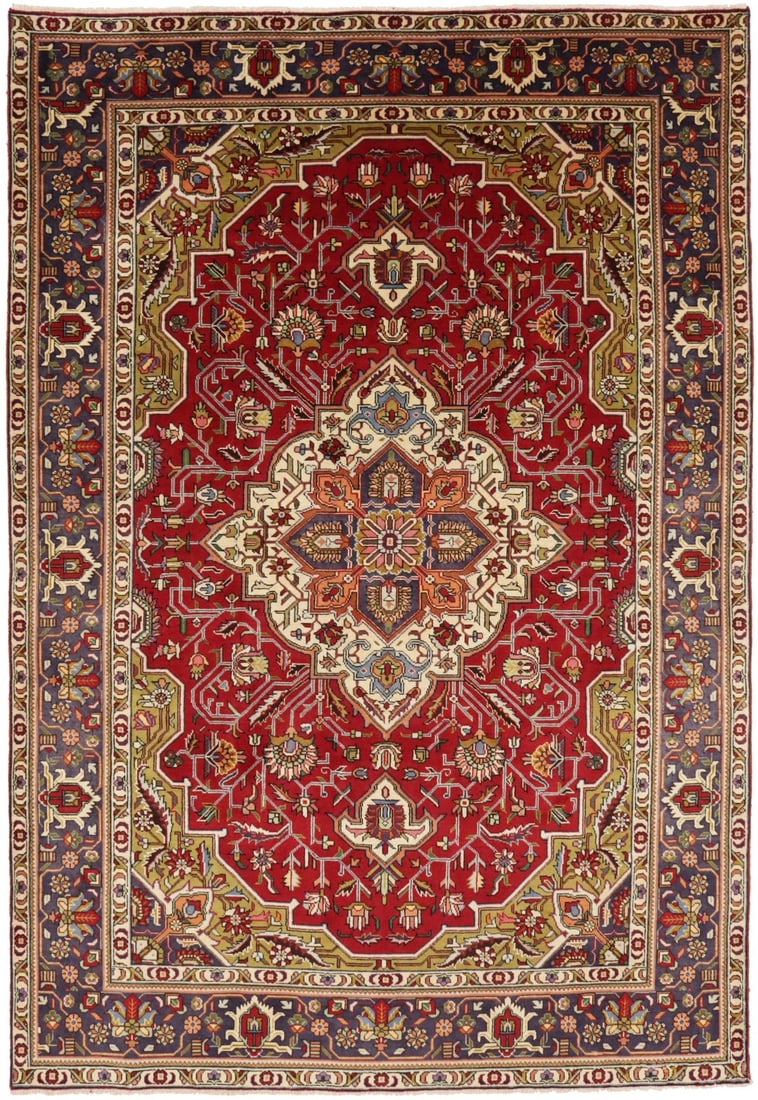 Vintage Red Wool Floral Oriental Area Rug Hand-Knotted 6'6 x 9'7 Rectangle: Vintage Red Wool Floral Oriental Area Rug Hand-Knotted 6'6 x 9'7 Rectangle This hand-knotted vintage Oriental rug features a traditional floral pattern in shades of red, cream, plum, green, brown, pal