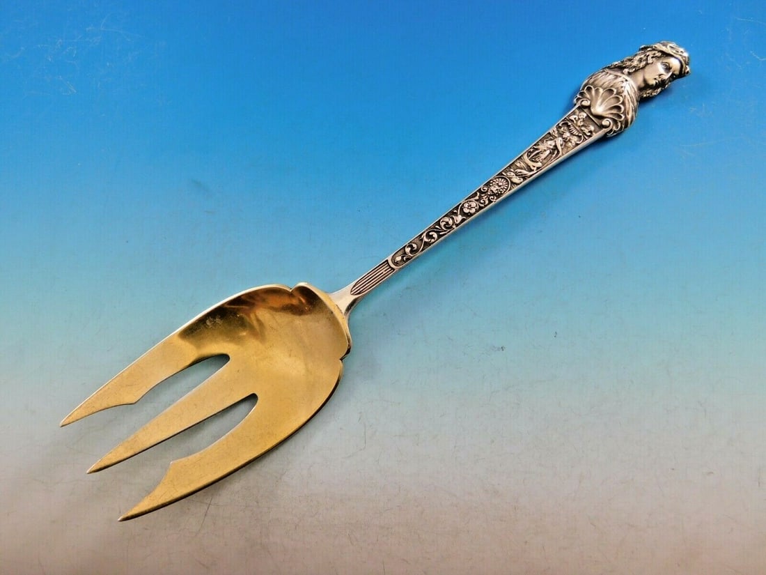 Gorham Old Masters Sterling Silver Salad Serving Fork Raphael Bust 10.25": Gorham Old Masters Sterling Silver Salad Serving Fork Raphael Bust 10.25" Enhance your dining experience with this exquisite salad serving fork from the Old Masters pattern by Gorham. Crafted from hig