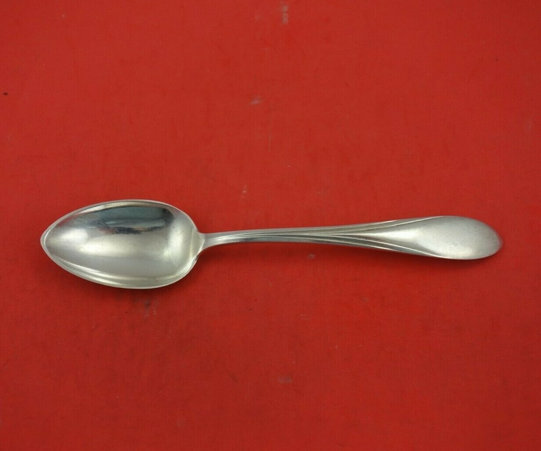 Frank Whiting Yankee Clipper Sterling Silver Soup Spoon 7.25 Inch: Frank Whiting Yankee Clipper Sterling Silver Soup Spoon 7.25 Inch Introducing a stunning Yankee Clipper place soup spoon crafted by Frank Whiting. This exquisite flatware piece is made of high-quality