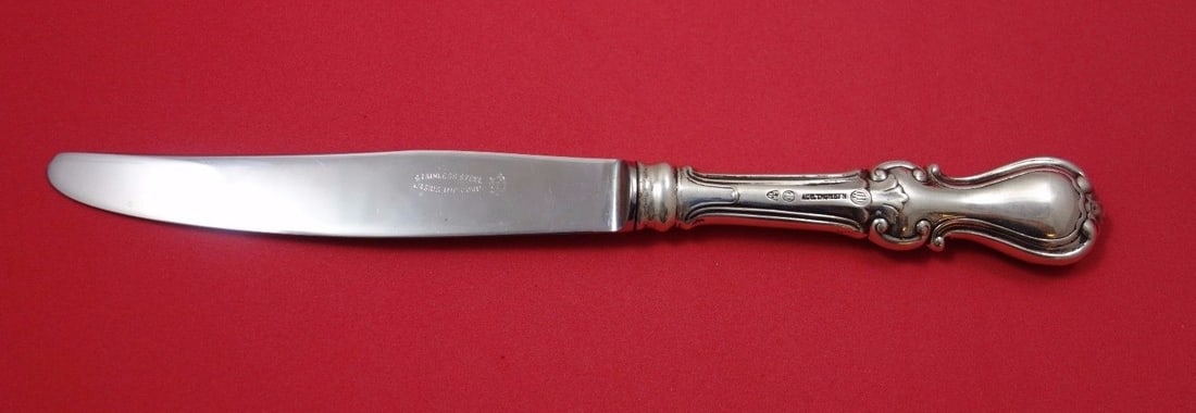August Thomsen Prince Albert Sterling Silver Dinner Knife 1918: August Thomsen Prince Albert Sterling Silver Dinner Knife 1918 This elegant dinner knife, crafted by August Thomsen, features a hollow handle made of sterling silver and a durable stainless steel blad