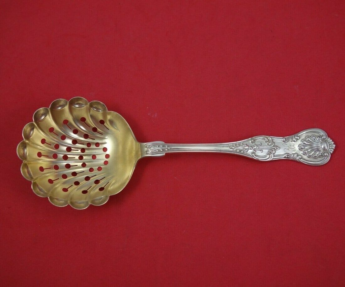 Dominick & Haff King Sterling Silver Gold Washed Pea Spoon 7.25": Dominick & Haff King Sterling Silver Gold Washed Pea Spoon 7.25" This exquisite serving spoon is a fine example of the King pattern by Dominick & Haff, crafted from sterling silver and elegantly gold 