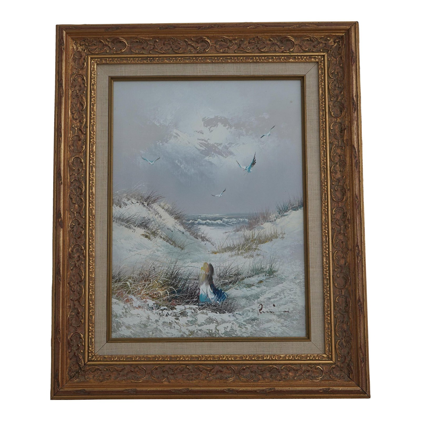 Elegant Girl on Beach Oil Painting in Gold Frame: Elegant Girl on Beach Oil Painting in Gold Frame This exquisite oil painting on canvas features a charming depiction of a girl on the beach. The artwork is approximately 20 years old and showcases fin
