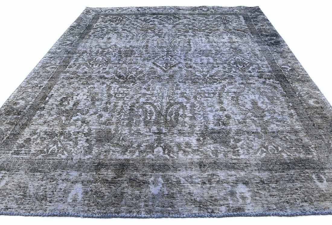 8'2 x 10'5 Handmade Antique Floral Wool Rug Traditional Style: 8'2 x 10'5 Handmade Antique Floral Wool Rug Traditional Style Enhance your space with this exquisite handmade traditional antique rug featuring a muted floral design. Crafted from high-quality wool, t