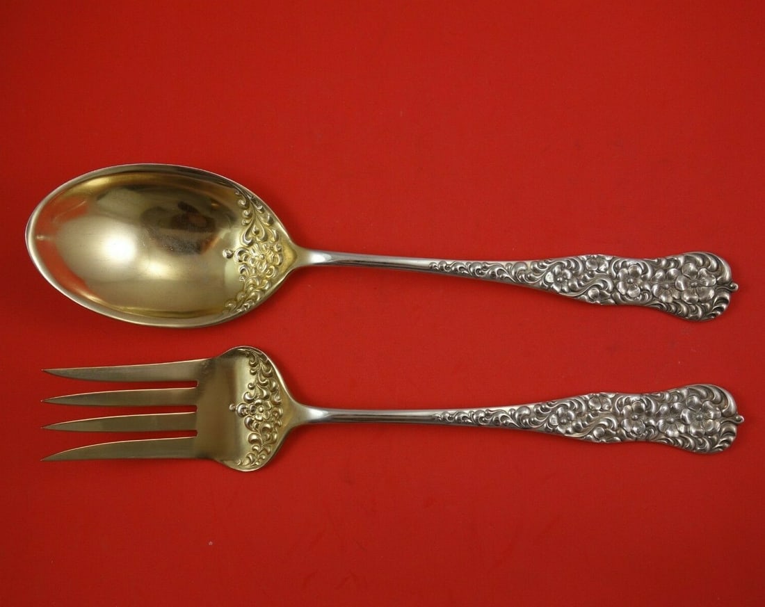 Dominick & Haff Rococo Sterling Silver Salad Serving Set 2pc Gold Wash: Dominick & Haff Rococo Sterling Silver Salad Serving Set 2pc Gold Wash Elevate your dining experience with this exquisite 2-piece salad serving set in the Rococo pattern by Dominick & Haff. Crafted fr