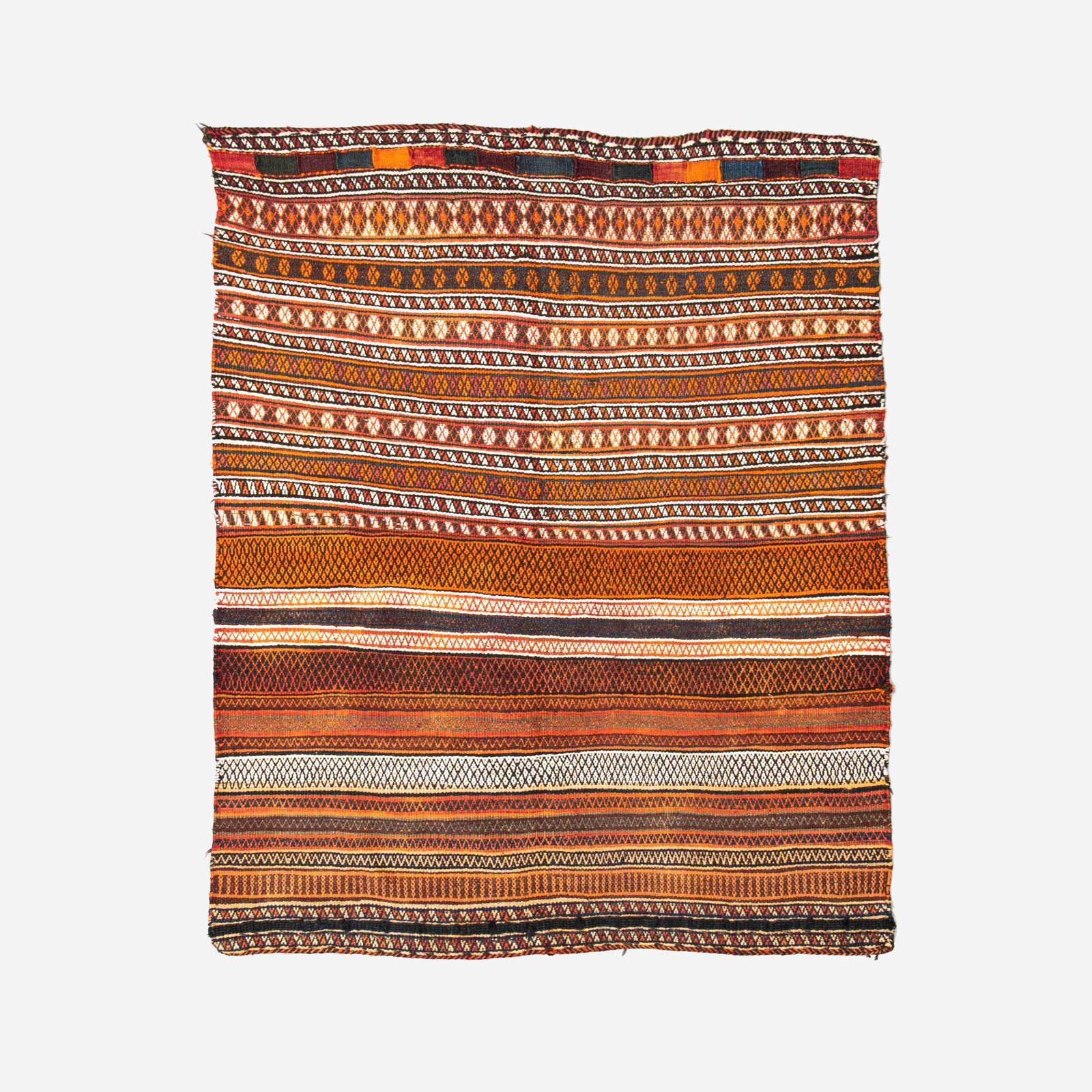 Handmade Bahtiyari Wool Kilim 43.3 x 63 Authentic: Handmade Bahtiyari Wool Kilim 43.3 x 63 Authentic Discover this authentic handmade Bahtiyari kilim, a stunning piece crafted from high-quality wool on wool. Originating from the Bahtiyari region, this