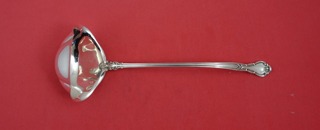 Gorham Chantilly Sterling Silver Bouillon Ladle 9 Inch: Gorham Chantilly Sterling Silver Bouillon Ladle 9 Inch Presenting the exquisite Chantilly by Gorham Sterling Silver Bouillon Ladle, measuring 9 inches in length. Crafted between 1850 and 1899, this se