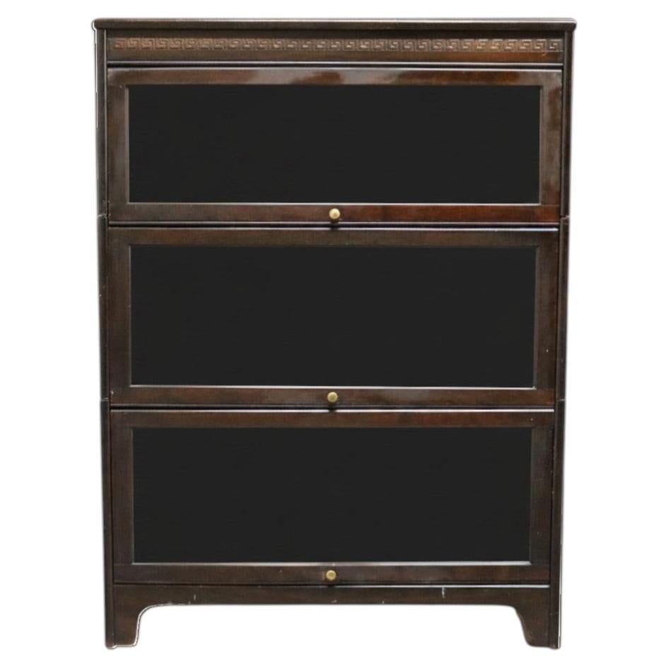 Mahogany 3 Stack Barrister Bookcase Grand Rapids Mission c1920: Mahogany 3 Stack Barrister Bookcase Grand Rapids Mission c1920 An antique three-stack barrister bookcase in the American Arts & Crafts and Mission style, dating to approximately 1920. Crafted from mah