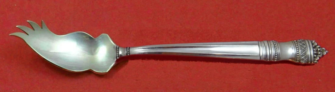 Towle Danish Baroque Sterling Silver 6 in Pate Knife: Towle Danish Baroque Sterling Silver 6 in Pate Knife A custom made Towle pate knife in the Danish Baroque pattern, crafted in sterling silver. It is post-1940 and made in Denmark. The piece is not mon