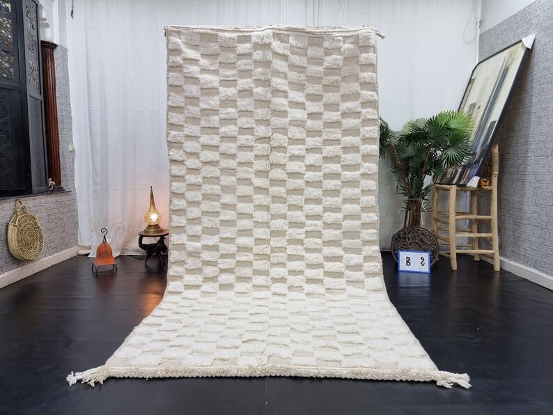 Authentic White Engraved Rug Handwoven in Morocco 3.28 x 10 ft: Authentic White Engraved Rug Handwoven in Morocco 3.28 x 10 ft Discover the beauty of this authentic White Engraved Rug, handwoven in the Atlas Mountains by skilled Berber women weavers. Crafted using