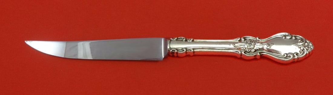 Reed & Barton Old Virginia Sterling Silver Steak Knife Custom 8.5" Serrated: Reed & Barton Old Virginia Sterling Silver Steak Knife Custom 8.5" Serrated Experience the elegance of dining with this Old Virginia by Reed & Barton Sterling Silver Steak Knife. Crafted post-1940, th