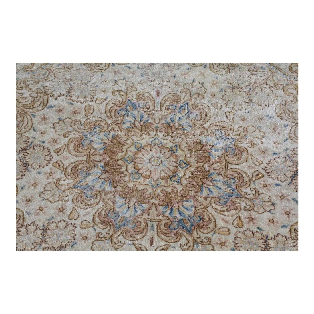 Turkish Anatolian Wool Hand Knotted Rug 10'8x12'4: Turkish Anatolian Wool Hand Knotted Rug 10'8x12'4 This vintage Turkish Anatolian rug is hand-knotted from wool using traditional techniques, showcasing a blend of timeless craftsmanship and modern des