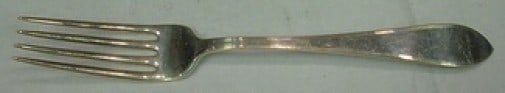 Dominick and Haff Mayflower Sterling Silver 8 Inch Dinner Fork: Dominick and Haff Mayflower Sterling Silver 8 Inch Dinner Fork Sterling silver dinner fork in the Mayflower pattern by Dominick & Haff. It is not monogrammed and is in excellent pre-owned condition. S