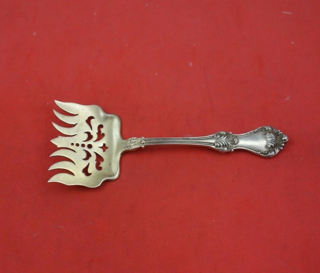 Mount Vernon Corinthian Sterling Silver Sardine Fork Light Gold Wash 5 1/8" (1 of 3)