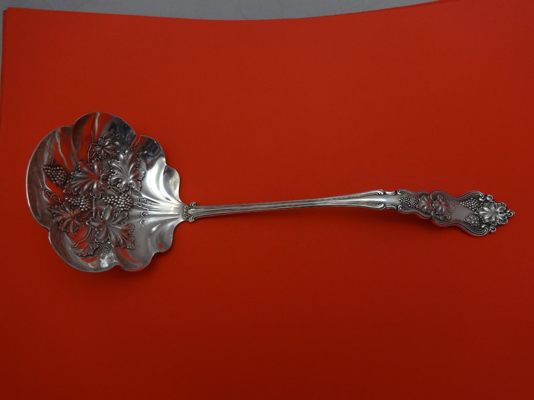 International Silver Moselle Silverplate Soup Ladle 12.5 Inch: International Silver Moselle Silverplate Soup Ladle 12.5 Inch This elegant soup ladle features the Moselle pattern by International Silver, expertly crafted from silverplate. Measuring 12 1/2 inches, 