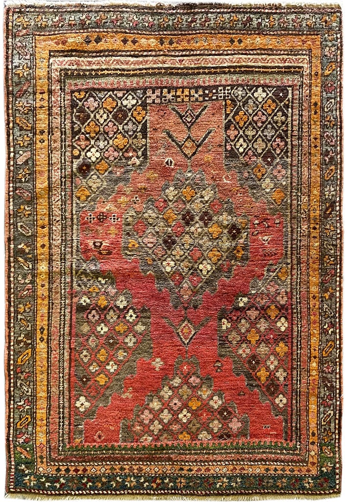 Antique Russian Handmade Kazak Rug 3'9 x 5' Early 1900s: Antique Russian Handmade Kazak Rug 3'9 x 5' Early 1900s Free continental US Shipping Presenting an exquisite Antique Russian Handmade Kazak Early Rug from the early 1900s, this stunning piece is a rem