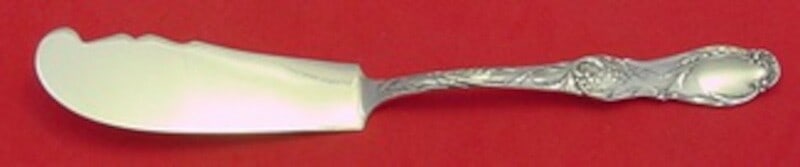 Gorham Rouen Sterling Silver Master Butter Knife 7.5" Flat Handle: Gorham Rouen Sterling Silver Master Butter Knife 7.5" Flat Handle Enhance your dining experience with this exquisite Rouen Master Butter Knife by Gorham. Crafted from high-quality sterling silver, thi