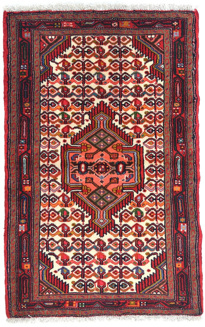 Handmade Vintage Cream Oriental Area Rug 2'7 x 4'1 ft: Handmade Vintage Cream Oriental Area Rug 2'7 x 4'1 ft Enhance your home decor with this exquisite vintage small handmade Oriental rug, a perfect addition to any entryway or foyer. This area rug featur
