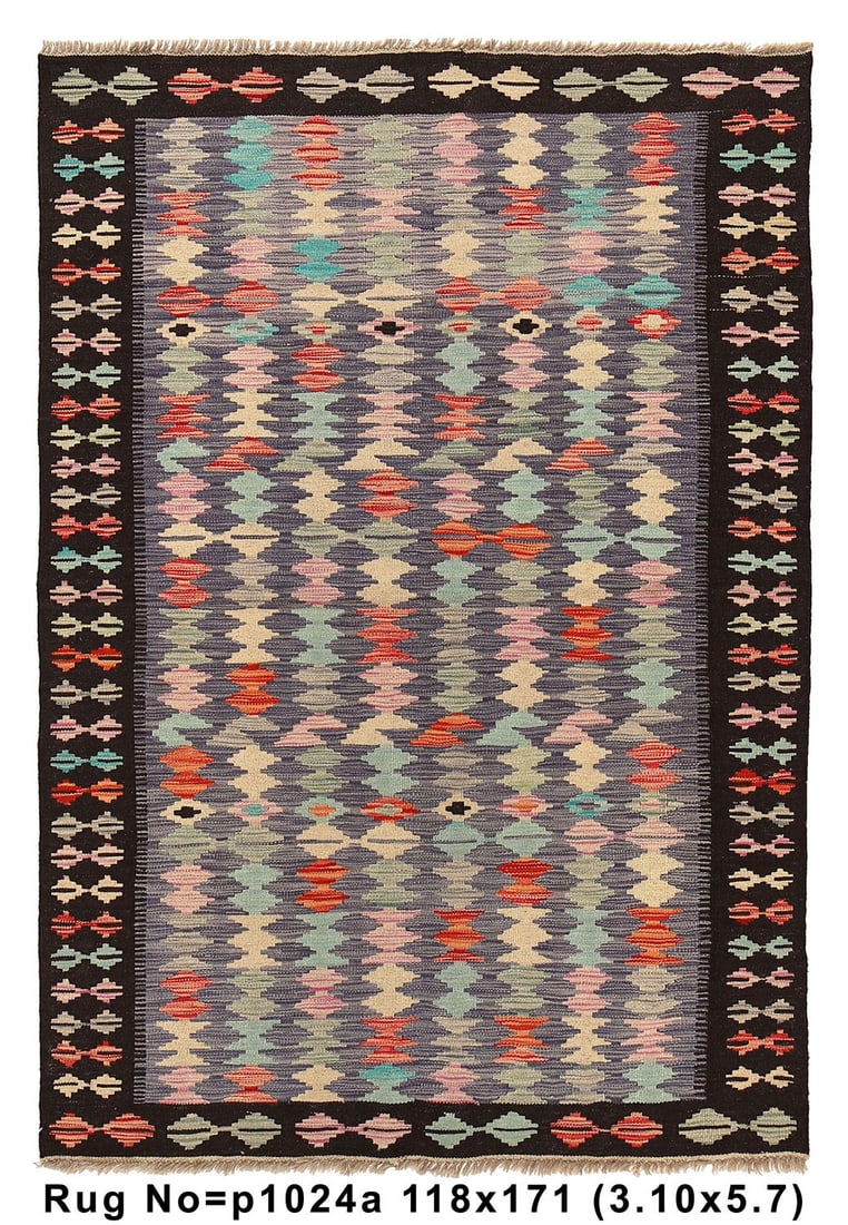 Handmade Black Gray Wool Kilim Rug 3.10 x 5.7 Feet: Handmade Black Gray Wool Kilim Rug 3.10 x 5.7 Feet Free continental US Shipping Discover the beauty of our handmade Kilim rug, featuring a striking black and gray color palette achieved through natura