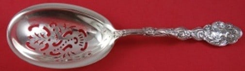 9" Sterling Silver Ice Spoon Gorham Versailles Serving Piece: 9" Sterling Silver Ice Spoon Gorham Versailles Serving Piece A sterling silver ice spoon in the Versailles pattern by Gorham. It is not monogrammed and is in excellent pre-owned condition. Specificati