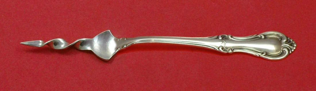 International Sterling Silver Joan of Arc Twisted Butter Pick 5 7/8": International Sterling Silver Joan of Arc Twisted Butter Pick 5 7/8" Enhance your dining experience with this exquisite butter pick from the Joan of Arc pattern by International. Crafted from high-qua