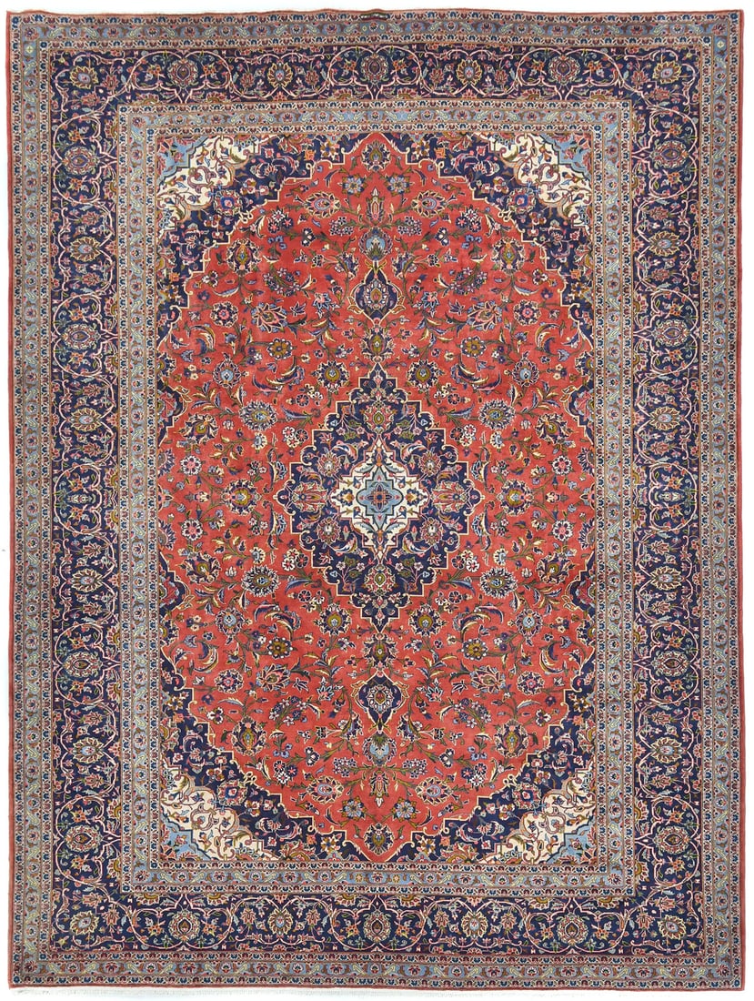 Vintage Handmade Oriental Rug 10 x 13 ft Floral Medallion Design Wool: Vintage Handmade Oriental Rug 10 x 13 ft Floral Medallion Design Wool Enhance your living space with this stunning semi-antique handmade Oriental rug, featuring a classic medallion design. Measuring 9