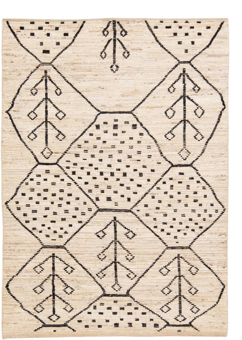 Handmade Moroccan Wool Rug Beige Geometric Boho Design 6'6 x 9'1: Handmade Moroccan Wool Rug Beige Geometric Boho Design 6'6 x 9'1 Enhance your space with this stunning Modern Moroccan Style Handmade Wool Rug. Showcasing a beautiful beige field, this rug features st