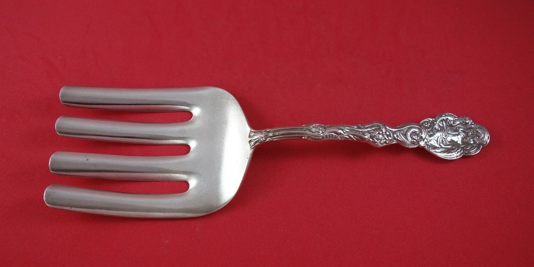 Gorham Versailles Sterling Silver 9 Inch Asparagus Serving Fork: Gorham Versailles Sterling Silver 9 Inch Asparagus Serving Fork A Gorham Versailles sterling silver asparagus fork with an ornate handle and four tines. It measures 9 inches and is described as pre-ow