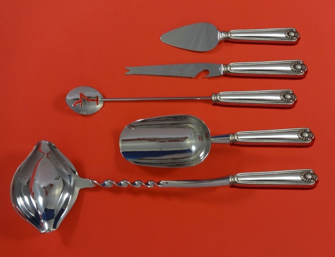 Frank Smith Fiddle Shell Sterling Silver 5pc Cocktail Bar Set: Frank Smith Fiddle Shell Sterling Silver 5pc Cocktail Bar Set Elevate your cocktail gatherings with this exquisite 5-piece Fiddle Shell Hostess Set by Frank Smith. Crafted from sterling silver with st