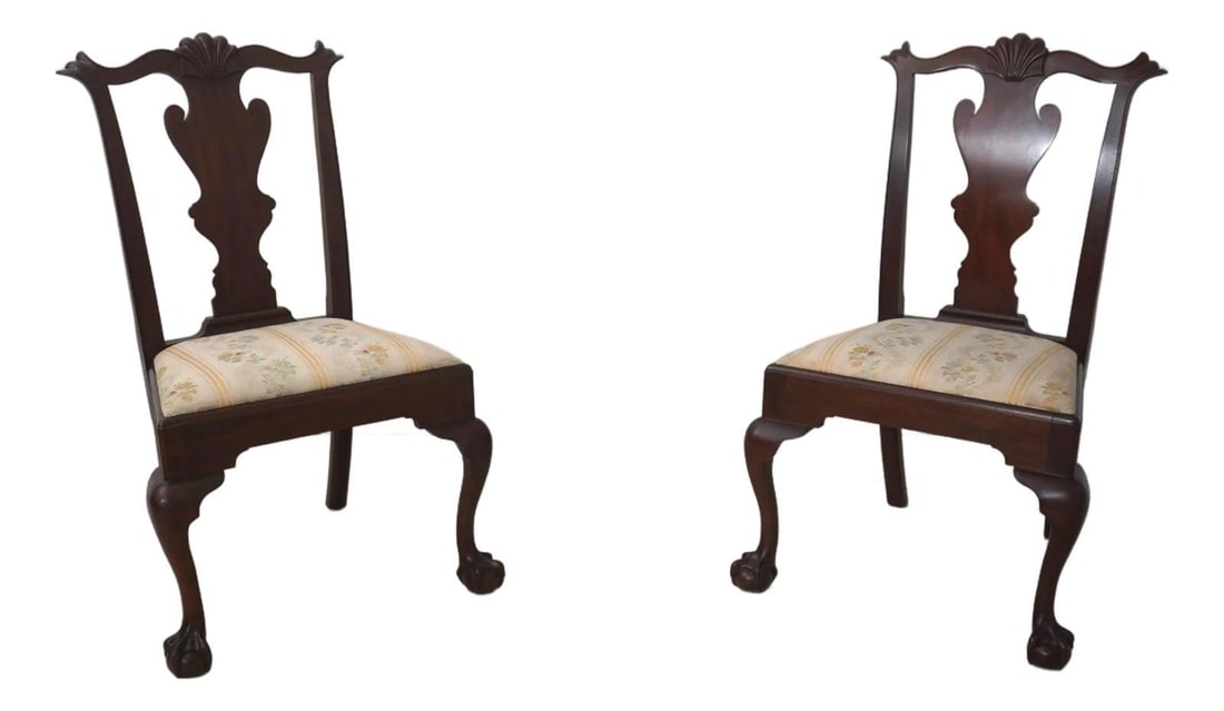 Henkel Harris Model 102 Mahogany Chippendale Dining Chairs Pair: Henkel Harris Model 102 Mahogany Chippendale Dining Chairs Pair This pair of Henkel Harris dining chairs showcases fine carved details in Chippendale and traditional styles. Crafted from mahogany with