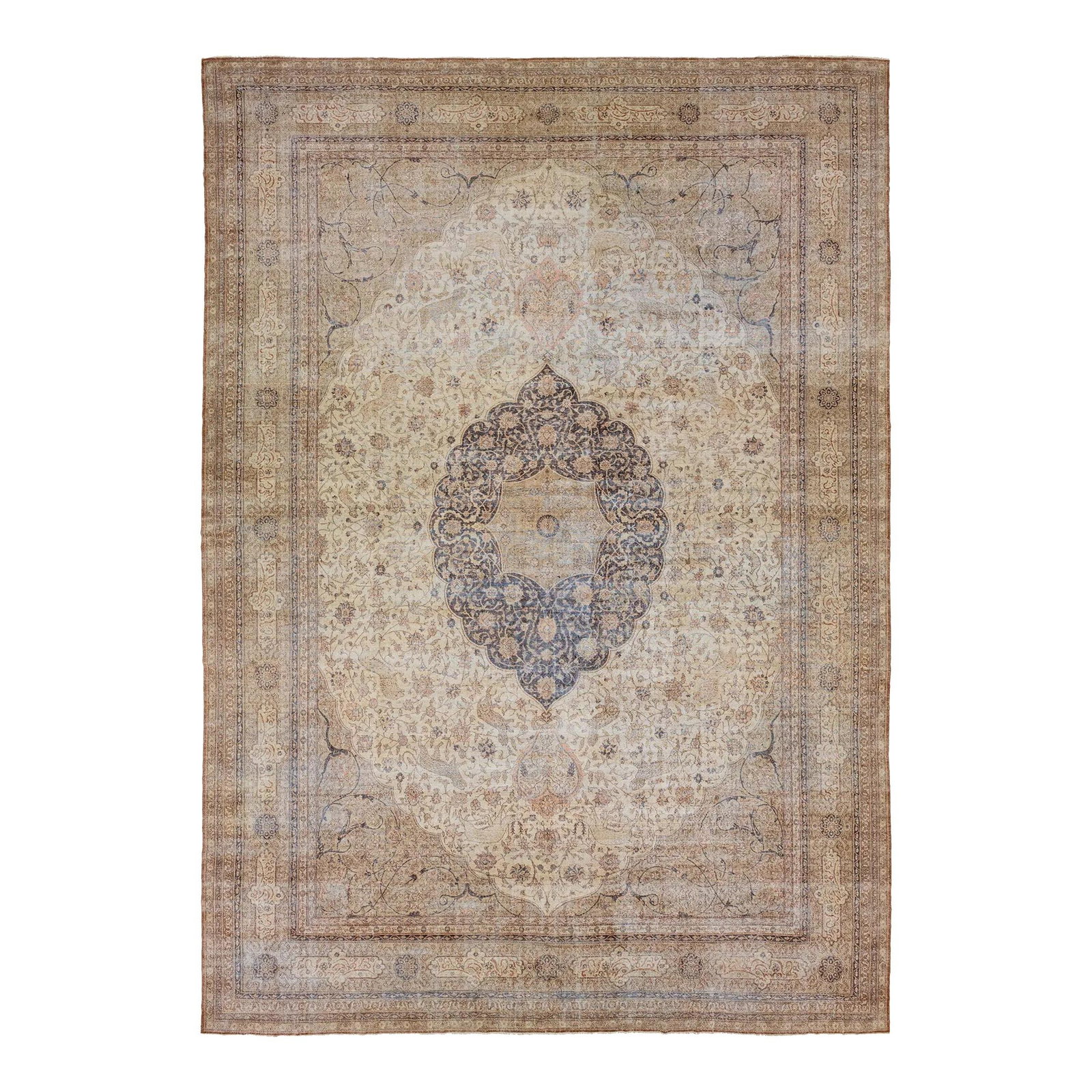 1910s Handcrafted Persian Sivas Wool Rug Beige Floral Medallion 13'1 x 18'7: 1910s Handcrafted Persian Sivas Wool Rug Beige Floral Medallion 13'1 x 18'7 This exquisite 1910s Persian Sivas wool rug features a handcrafted traditional floral pattern that beautifully enhances any 