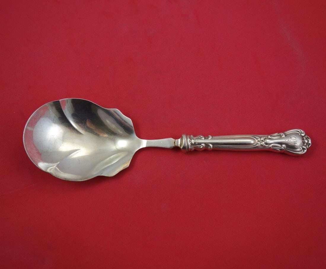 Gorham Chantilly Sterling Silver Berry Spoon 9 Tulip Bowl: Gorham Chantilly Sterling Silver Berry Spoon 9 Tulip Bowl This stunning 9" berry spoon from the Chantilly pattern by Gorham features a beautifully crafted sterling silver hollow handle paired with a s