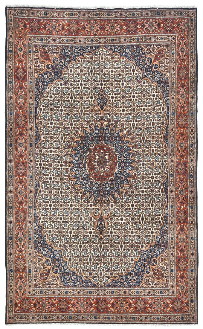 Vintage Hand-Knotted Wool Oriental Rug Floral Design 6'6 x 10'5: Vintage Hand-Knotted Wool Oriental Rug Floral Design 6'6 x 10'5 Enhance your living space with this exquisite Vintage Oriental Rug, perfect for dining rooms or any elegant setting. This handmade area 