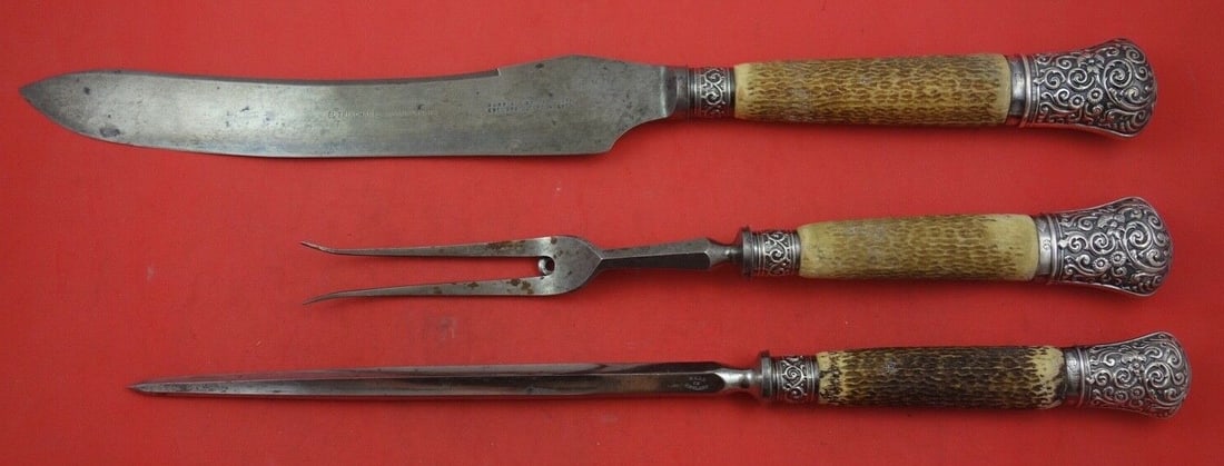 Antler Handle Roast Carving Set 3-Pc Circa 1890 Silver Ferrule: Antler Handle Roast Carving Set 3-Pc Circa 1890 Silver Ferrule This exquisite 3-piece roast carving set features beautiful antler handles crafted by various makers, showcasing a unique blend of artist