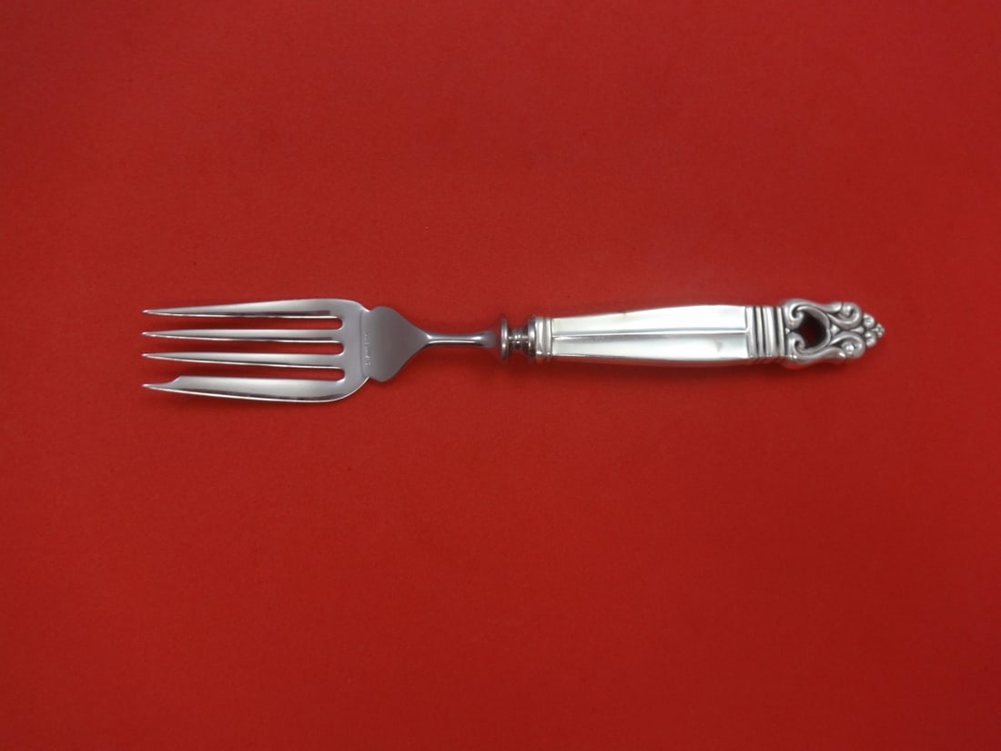 Royal Danish Sterling Silver Fish Fork 7 3/4" by International Silver: Royal Danish Sterling Silver Fish Fork 7 3/4" by International Silver Elevate your dining experience with this exquisite Royal Danish fish fork by International Sterling. Crafted from high-quality ste