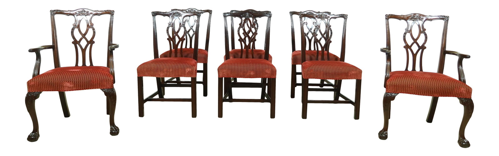 Set of 8 Kindel Chippendale Mahogany Dining Chairs with Carved Details: Set of 8 Kindel Chippendale Mahogany Dining Chairs with Carved Details Enhance your dining experience with this exquisite set of 8 Kindel Chippendale dining room chairs, showcasing a distinctive mahog