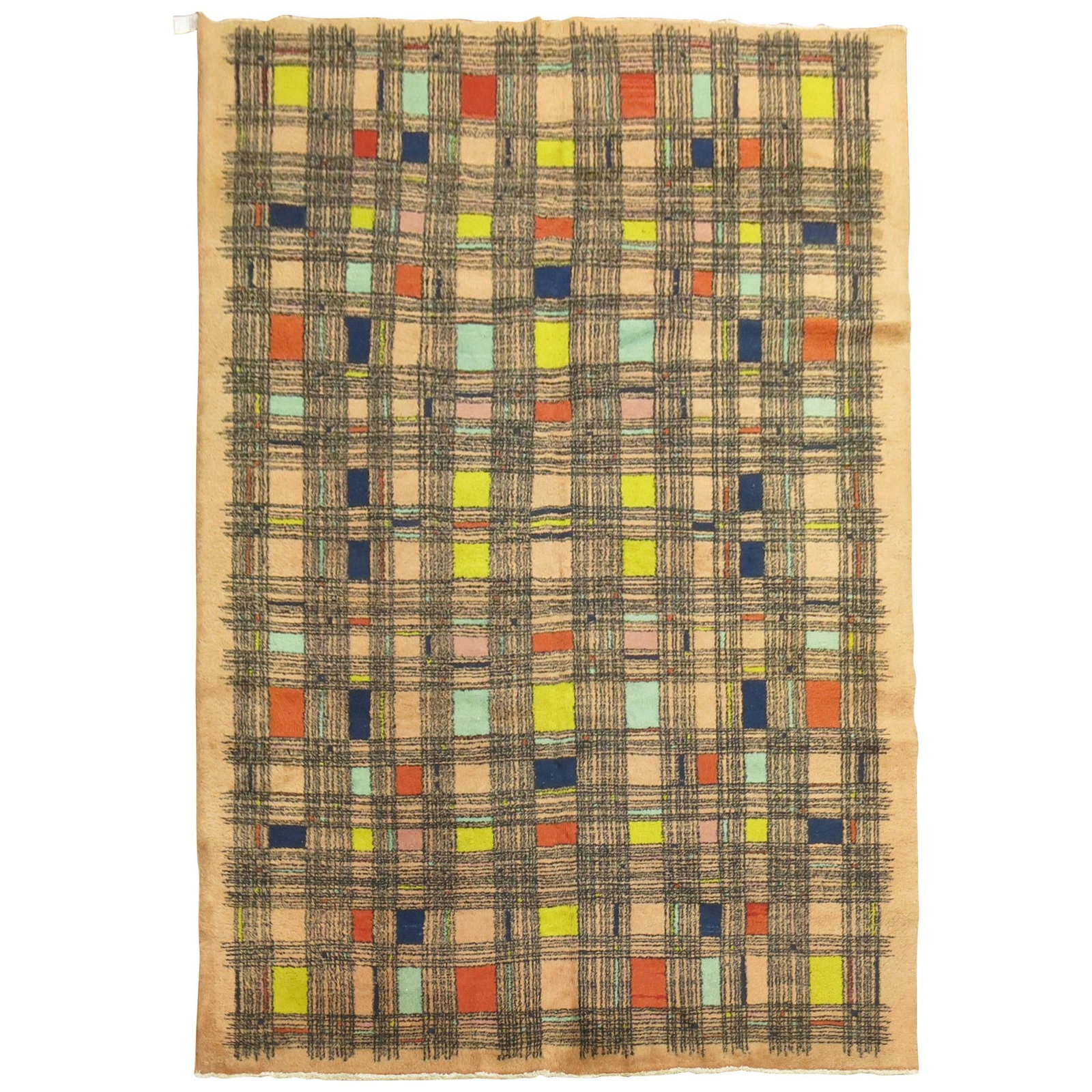 Hand-Woven Retro Turkish Rug 6'10" x 10' Wool 1960s: Hand-Woven Retro Turkish Rug 6'10" x 10' Wool 1960s This exquisite Retro Vintage Turkish Rug showcases a stunning midcentury design, hand-woven from high-quality wool. The rug features a square thin l