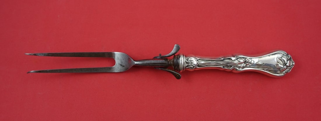 Sterling Silver Roast Carving Fork Violet Pattern by Whiting 10 1/4 Inch: Sterling Silver Roast Carving Fork Violet Pattern by Whiting 10 1/4 Inch This is a pre-owned roast carving fork featuring a sterling silver hollow handle with a steel implement, crafted in the Violet 
